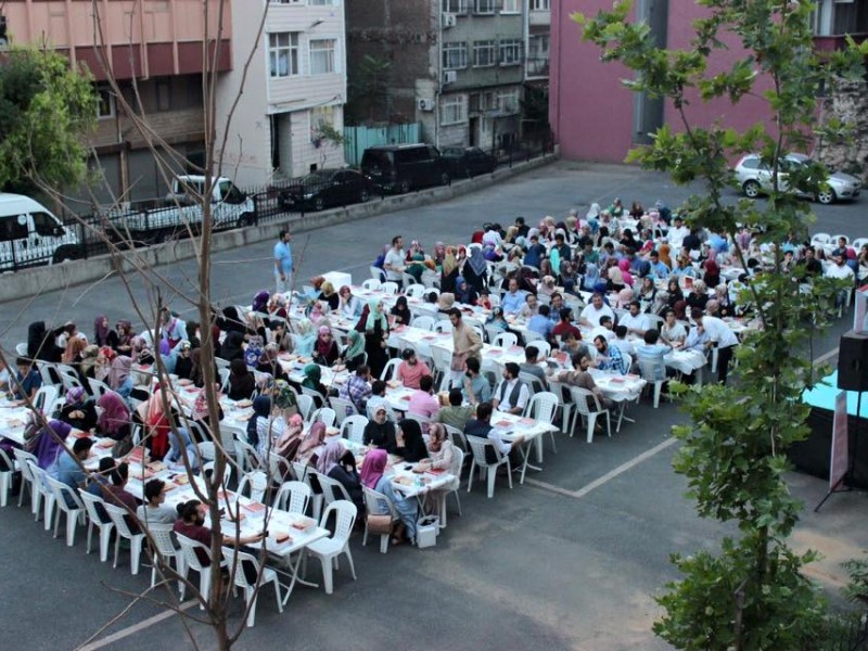 1. İLMENDER İftarı